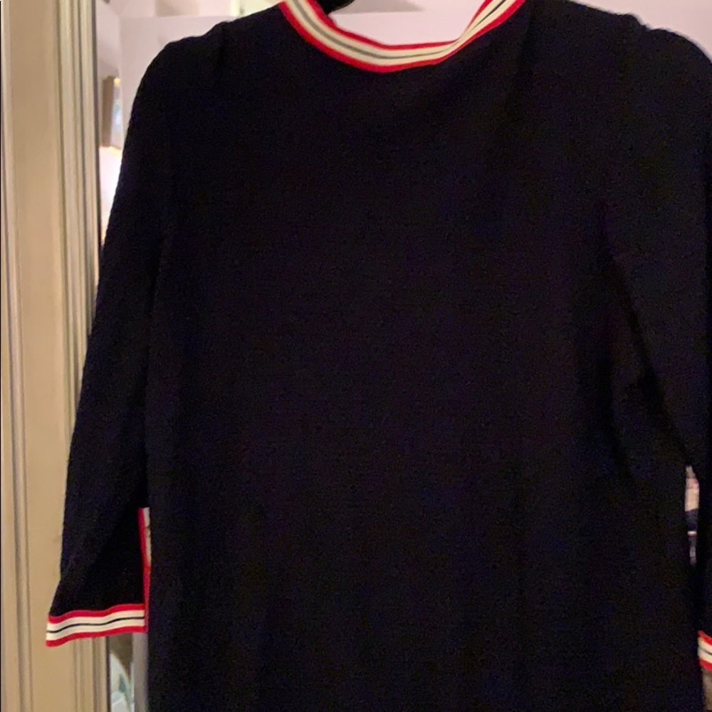 Sweater - Picture 5 of 6